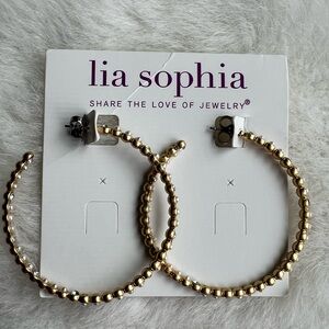 Lia Sophia “Crumpet” gold tone hoop earrings glass pearls & cut crystals NWT 🏷️